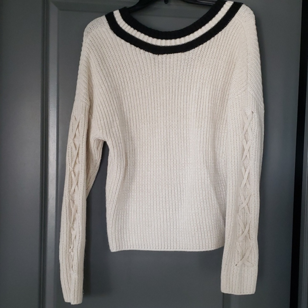 American Rag Preppy Sweater - Picture 4 of 4